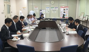 調査員との情報交換_20160912_産学.jpg 調査員との情報交換_20160912_産学.jpg
