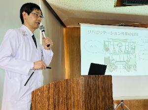 酒井先生プレゼンの様子