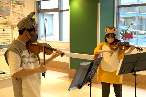 演奏の様子 演奏の様子