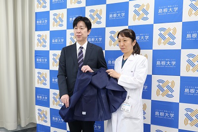 折出講師と今岡社長